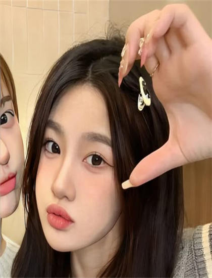 带你走进《放手后，白眼狼儿子后悔了》的幕后世界：人物的性格塑造与成长轨迹 展现影视工作者的专业精神